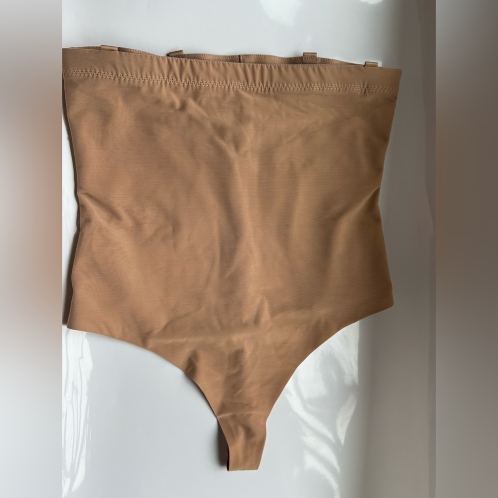 Honeylove SuperPower Thong Bodysuit Shapewear Nude Size 1X with Wash Bag - Picture 3 of 11